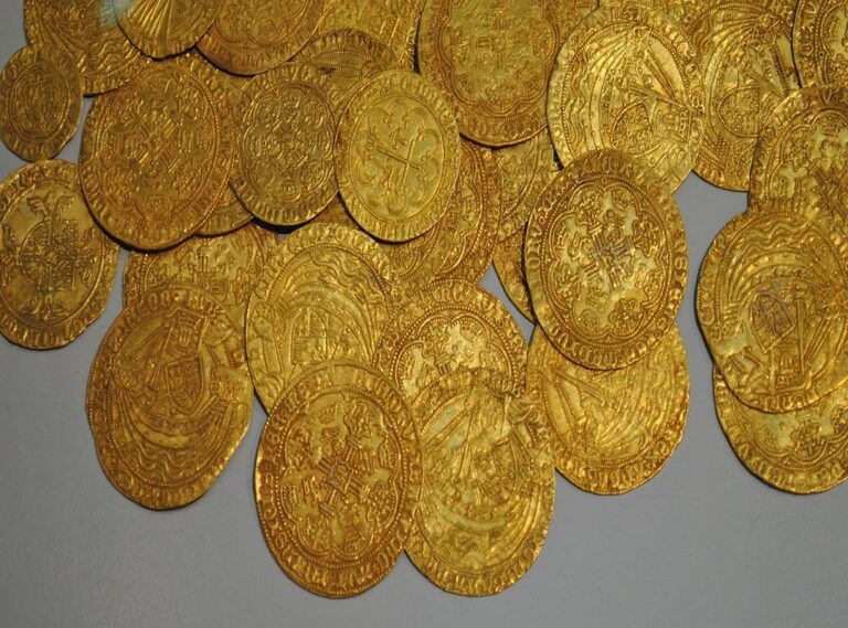 haktuts coin